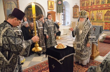 Литургия Преждеосвященных Даров в храме святого пророка Иоанна Предтечи. 27 февраля 2015 года.