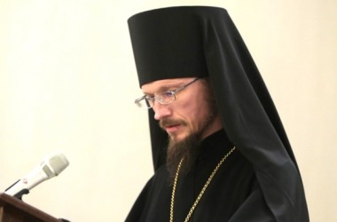 Епископ Борисовский Вениамин: Мы не можем отрицать необходимость современных средств коммуникации