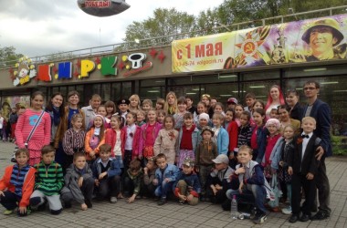 Воспитанники Воскресной школы «Вдохновение» Иоанно-Кронштадтского храма посетили цирковое представление, посвященное 70-летию Победы