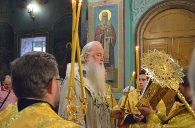 11 июля 2015 года митрополит Волгоградский и Камышинский Герман совершил Всенощное бдение в Казанском соборе