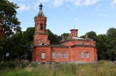 Красная церковь и дядя Женя