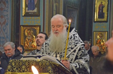 Двадцать седьмого марта митрополит Волгоградский и Камышинский Герман  совершил чин Пассии в Казанском соборе
