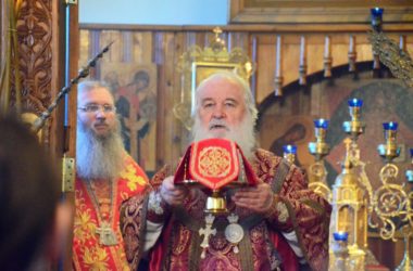 Божественная литургия в день празднования памяти священномученика Николая Попова