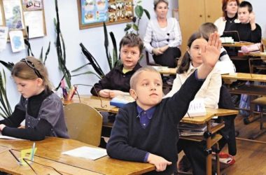 Основы православной культуры в начальной школе выбирают вдвое реже светской этики
