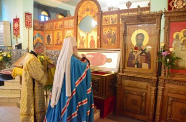 Божественная литургия в Свято-Духовом монастыре (5 ноября 2017 года)