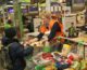 Москвичи собрали 30 тонн продуктов в глубинку для пожилых людей