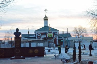 Божественная литургия в храме великомученицы Параскевы Пятницы