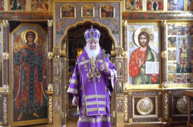 В Великий Четверток Святейший Патриарх Кирилл совершил Литургию св. Василия Великого