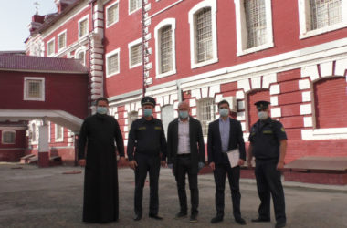 Волгоградская епархия совместно с общественниками контролирует соблюдение прав человека в местах принудительного содержания