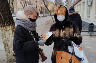 В Волгограде прошла акция против абортов «Нам не все равно!»