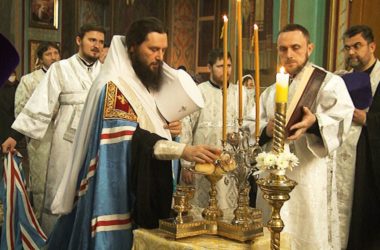 В канун праздника Крещения Господня митрополит Феодор совершил всенощное бдение в Казанском соборе