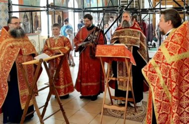 Соборный молебен  к 800-летию Александра Невского прошел в Александровском благочинии
