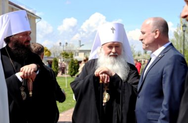 Владыка Феодор принимает участие в мероприятиях фестиваля «Традиции Святой Руси»