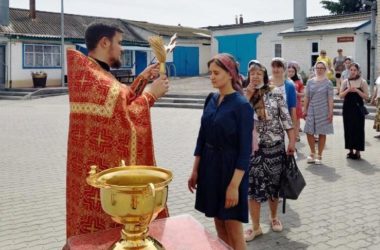 Молебен перед началом экзаменов прошел в Камышинском благочинии