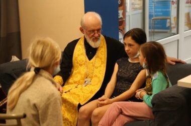 Духовенство Волгоградской епархии помогает людям, попавшим в трудную жизненную ситуацию