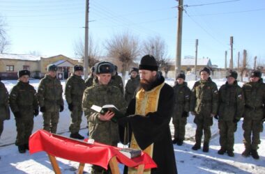 В воинских частях отметили праздник Сретения Господня