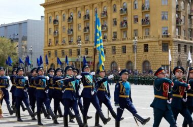 Видео: Парад Победы в Волгограде