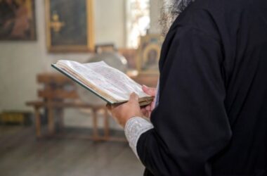 Священный Синод утвердил ряд гимнографических текстов