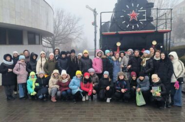 Юные хористы из Донбасса посетили Музей-панораму «Сталинградская битва»