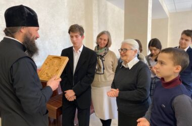 Митрополит Феодор встретился с гостями из Переславля-Залесского