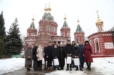 Гости из Переславля-Залесского побывали в памятных местах города-героя Волгограда