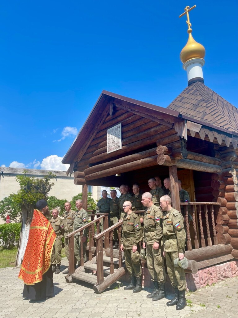 Военнослужащие помолились в часовне святых князей Бориса и Глеба |  17.05.2023 | Волгоград - БезФормата