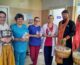 Священник и православные волонтеры посетили пациентов и сотрудников больницы