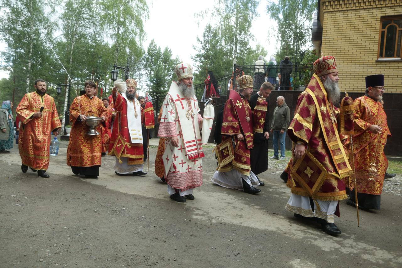 8 5463112870989526439