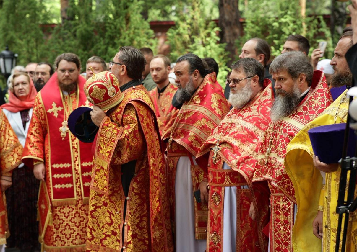 9 5465261286645431618