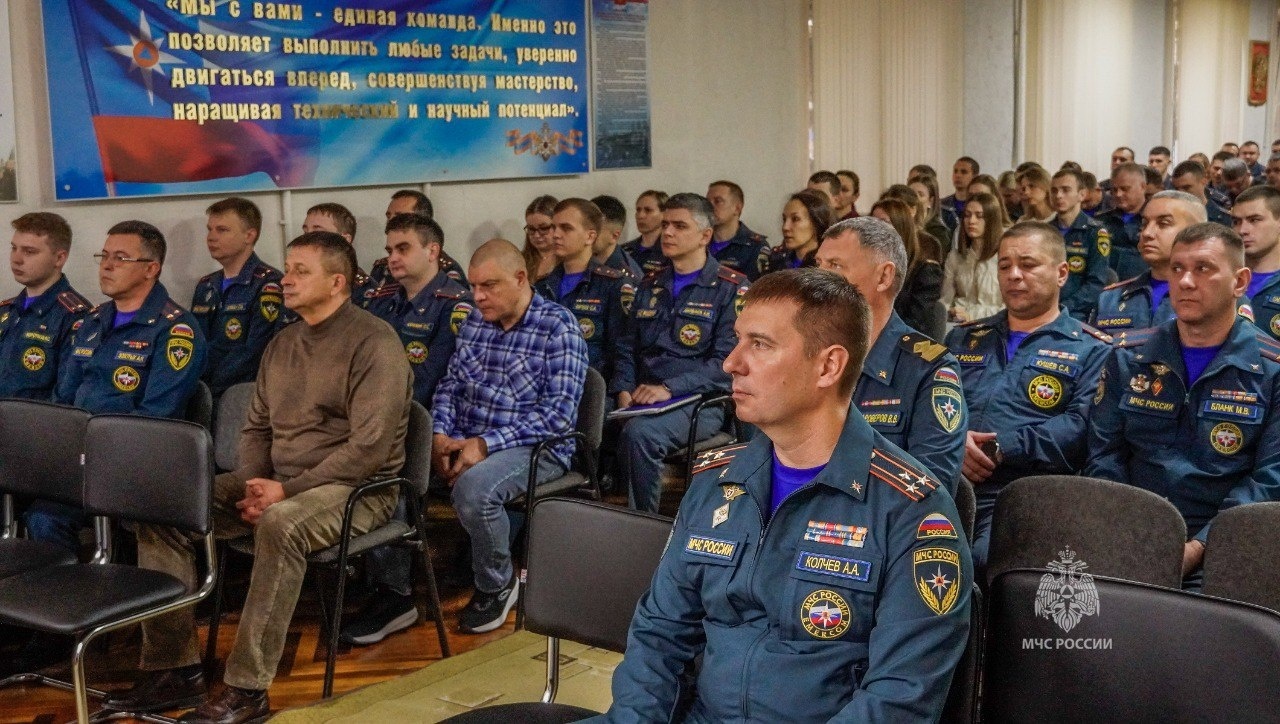 2 v-glavnom-upravlenii-sostoyalas-vstrecha-v-ramkah-prosvetitelskogo-proekta_17629357601073755435__2000x2000