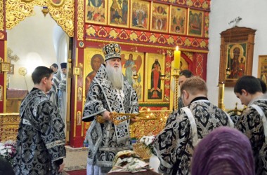 Литургия Преждеосвященных Даров в Иоанно-Предтеченском храме. 9 марта 2015 года.