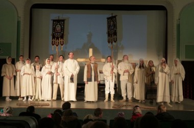 Театр «Благодатное небо» везет «Русский крест» в Санкт-Петербург
