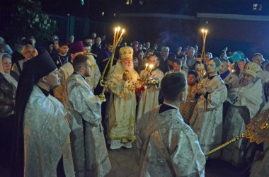 В праздник Пасхи митрополит Волгоградский и Камышинский Герман совершил праздничное богослужение в Казанском соборе