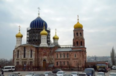 Богослужение в храме образа Пресвятой Богородицы Всех скорбящих Радость