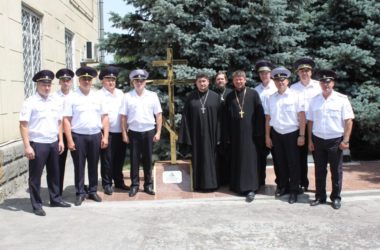 В Волгограде установлен поклонный крест в память о старинном Благовещенском храме