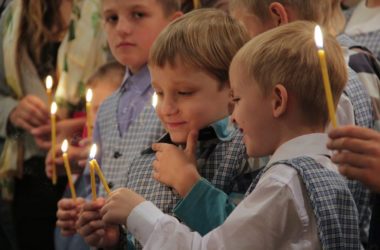 В волгоградских храмах совершаются молебны перед началом учебного года