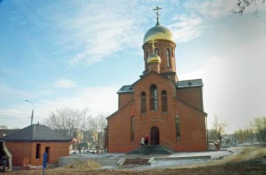 Божественная литургия в храме иконы Пресвятой Богородицы «Знамение»