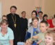 Воспитанники воскресной школы «Сретение» посетили в праздник людей, нуждающихся в заботе