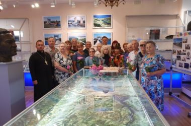 Священник поздравил ветеранов-водников 67-летием Волго-Донского судоходного канала