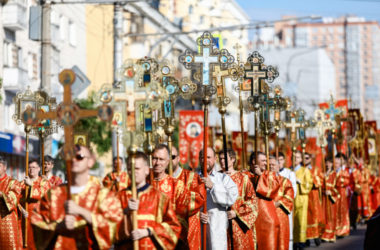 «Крестный ход идет»: фильм о торжествах в честь священномученика Николая Попова