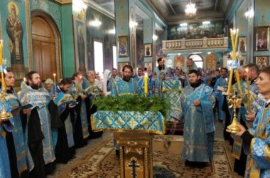 Видео: Обретение Казанской иконы Пресвятой Богородицы – престольный праздник кафедрального собора Волгограда