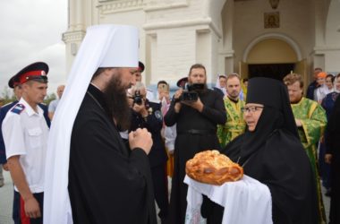 Видеоотчет о визите митрополита Феодора в Усть-Медведицкий Спасо-Преображенский монастырь