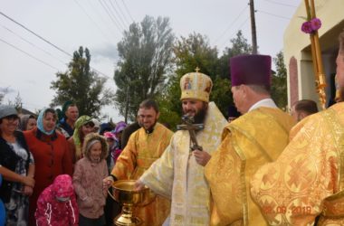 Владыка Феодор возглавил Литургию в храме села Умет