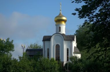 Приход храма святого Феодора Ушакова готовится к престольному празднику