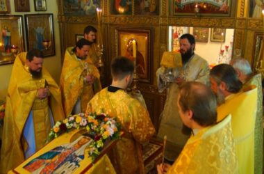 Митрополит Феодор возглавил Божественную литургию в храме княгини Ольги