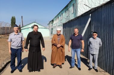 Волгоградский священник принял участие в работе комиссии по соблюдению закона о свободе вероисповедания в местах лишения свободы