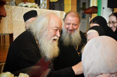 Встреча с протоиереем Валерианом Кречетовым в Свято-Духовском монастыре