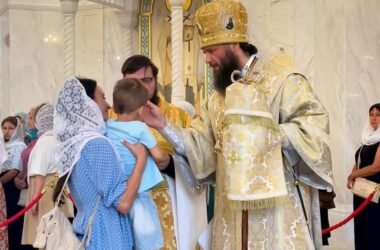 Митрополит Феодор совершил всенощное бдение в канун дня Крещения Руси