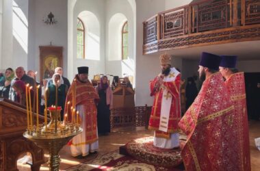 В Свято-Вознесенской обители совершено архиерейское богослужение