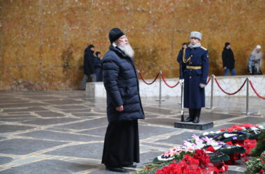 Архимандрит Мелхиседек (Артюхин) побывал на Мамаевом кургане